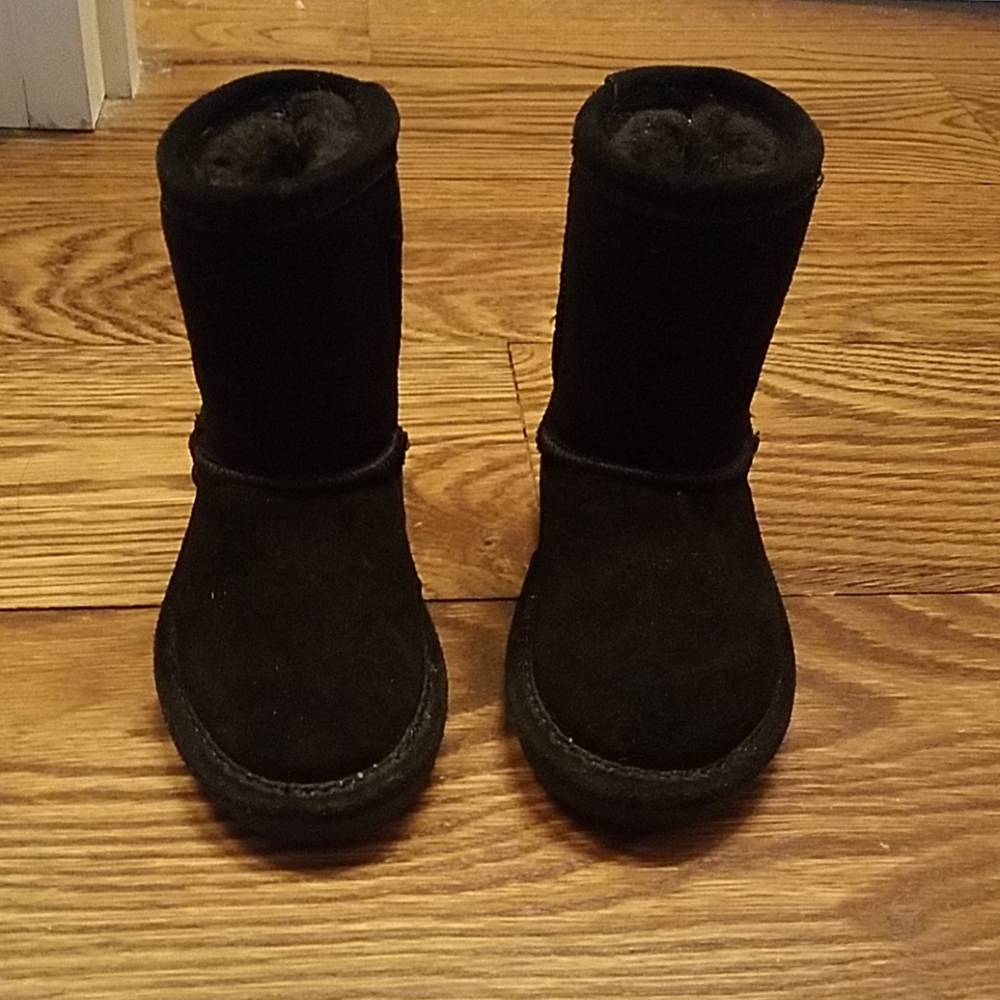 BearPaw suede shearling boots